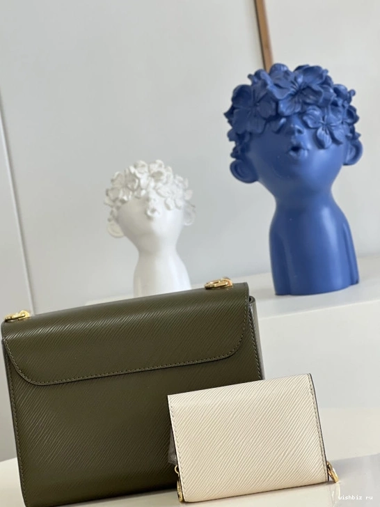 WIS TWIST LOUIS PM VUITTON 1031